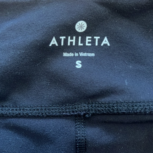 Black Athleta Cropped Pants - Picture 4 of 5